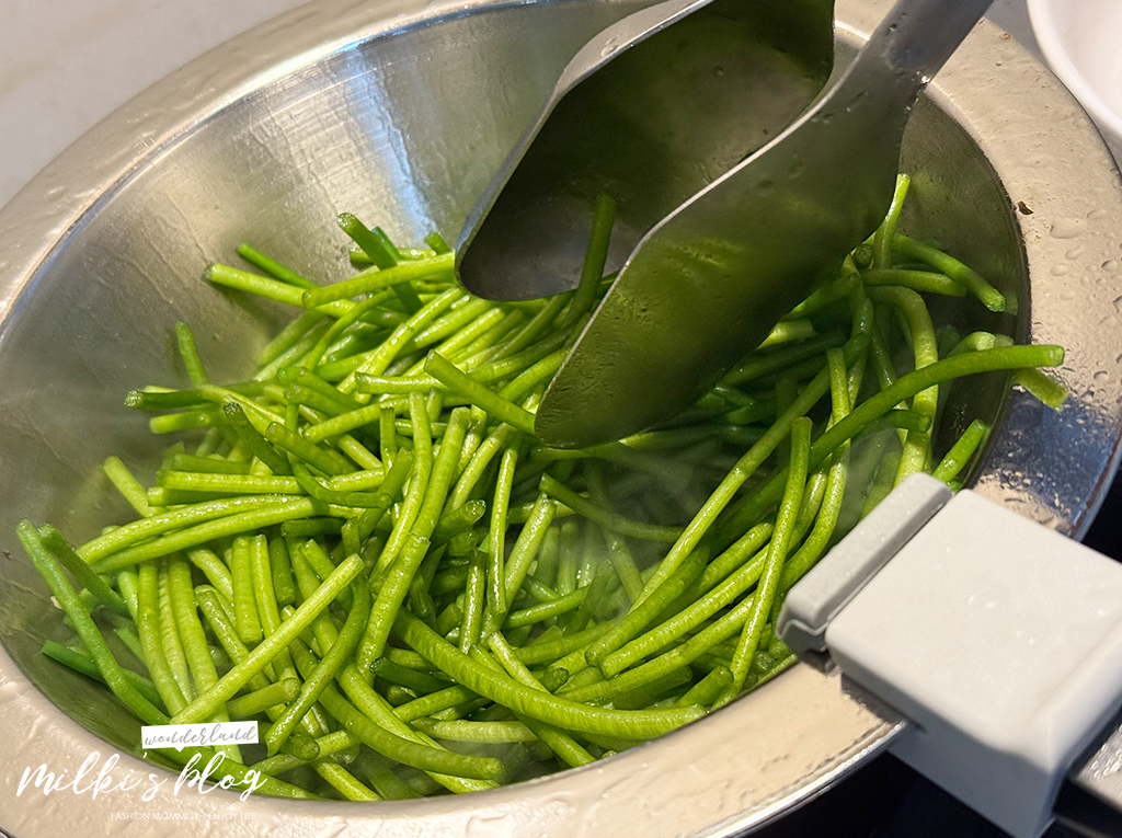 廚房太小？鍋具太多？安全無毒？MakEat PAN 好好煮食鍋，一套解決所有料理難題！