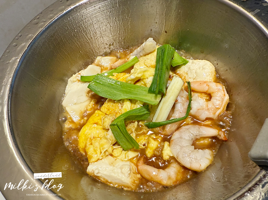 廚房太小？鍋具太多？安全無毒？MakEat PAN 好好煮食鍋，一套解決所有料理難題！